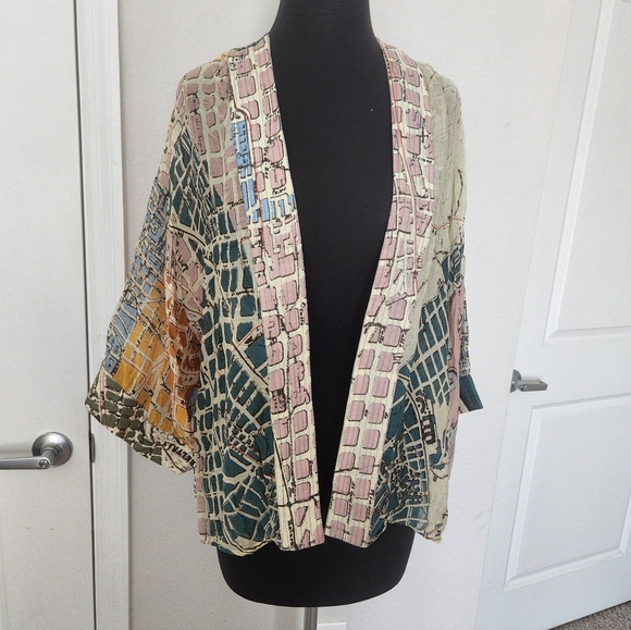 Multicolor Kimono Sleeve Women Top - Picture 2 of 7